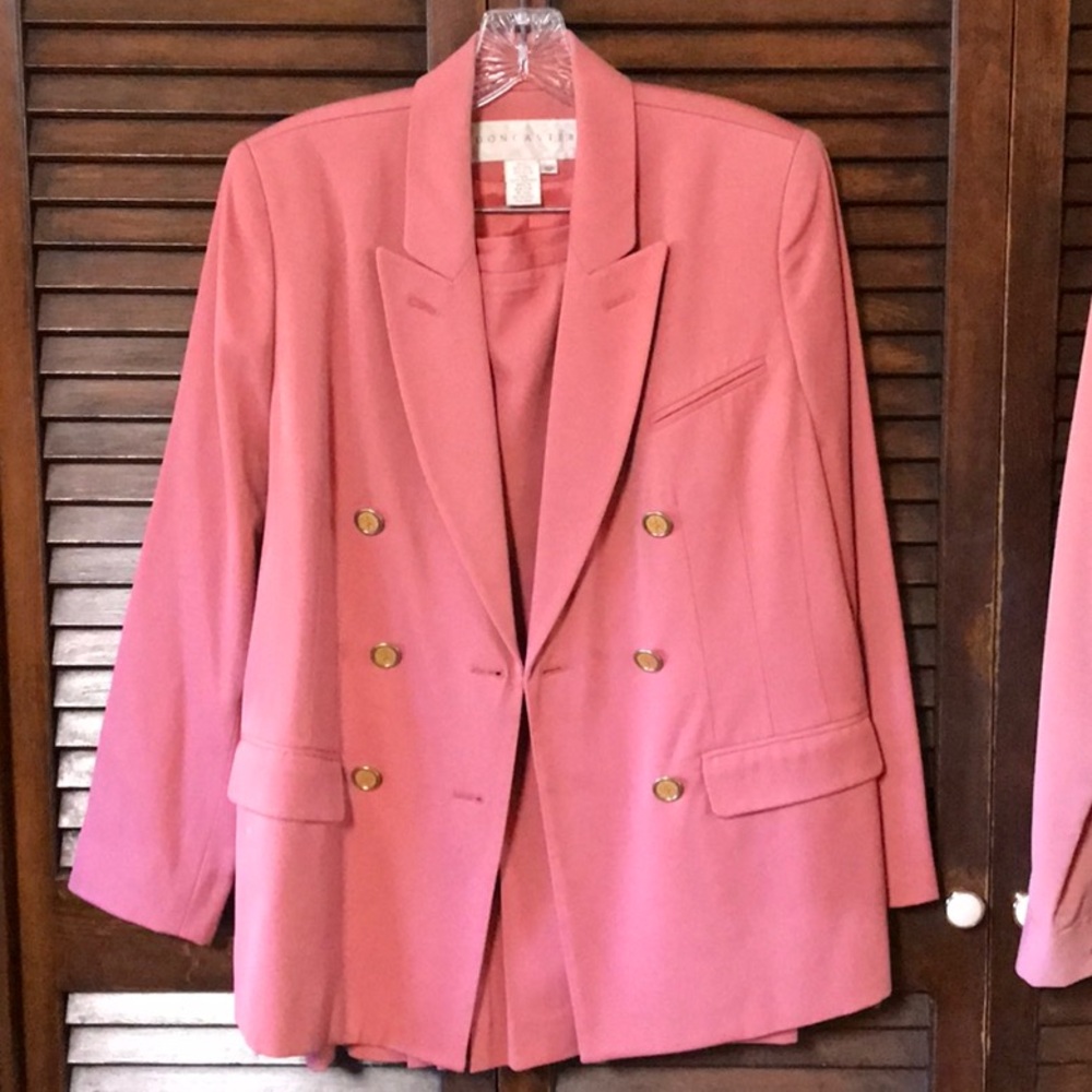 Vintage Doncaster Pink Double-Breasted Blazer Suit Skirt 3 piece set